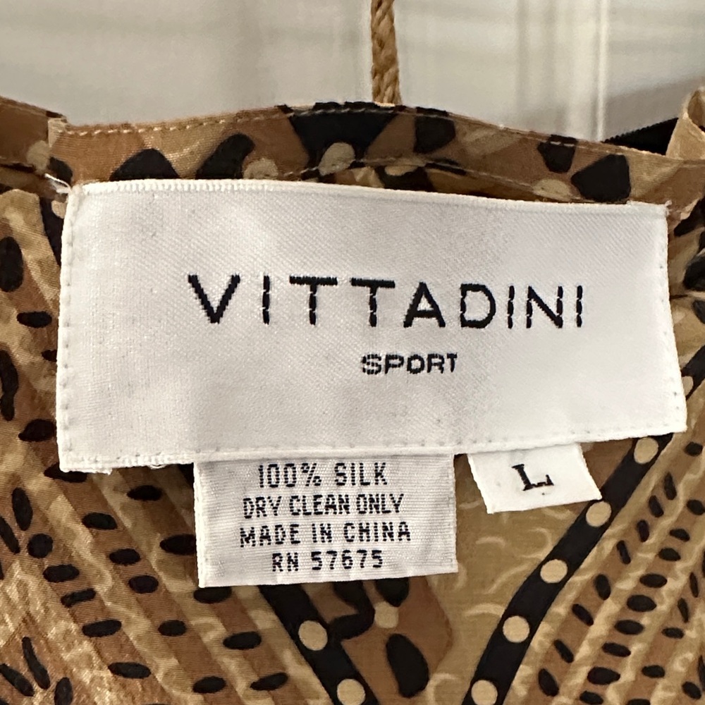 Vintage 1990s Vittadini Sport 💯 Silk Wrap Skirt • Size L